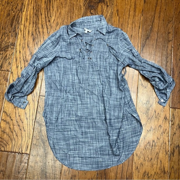 Neiman Marcus Blue chambray Tunic - Picture 1 of 5